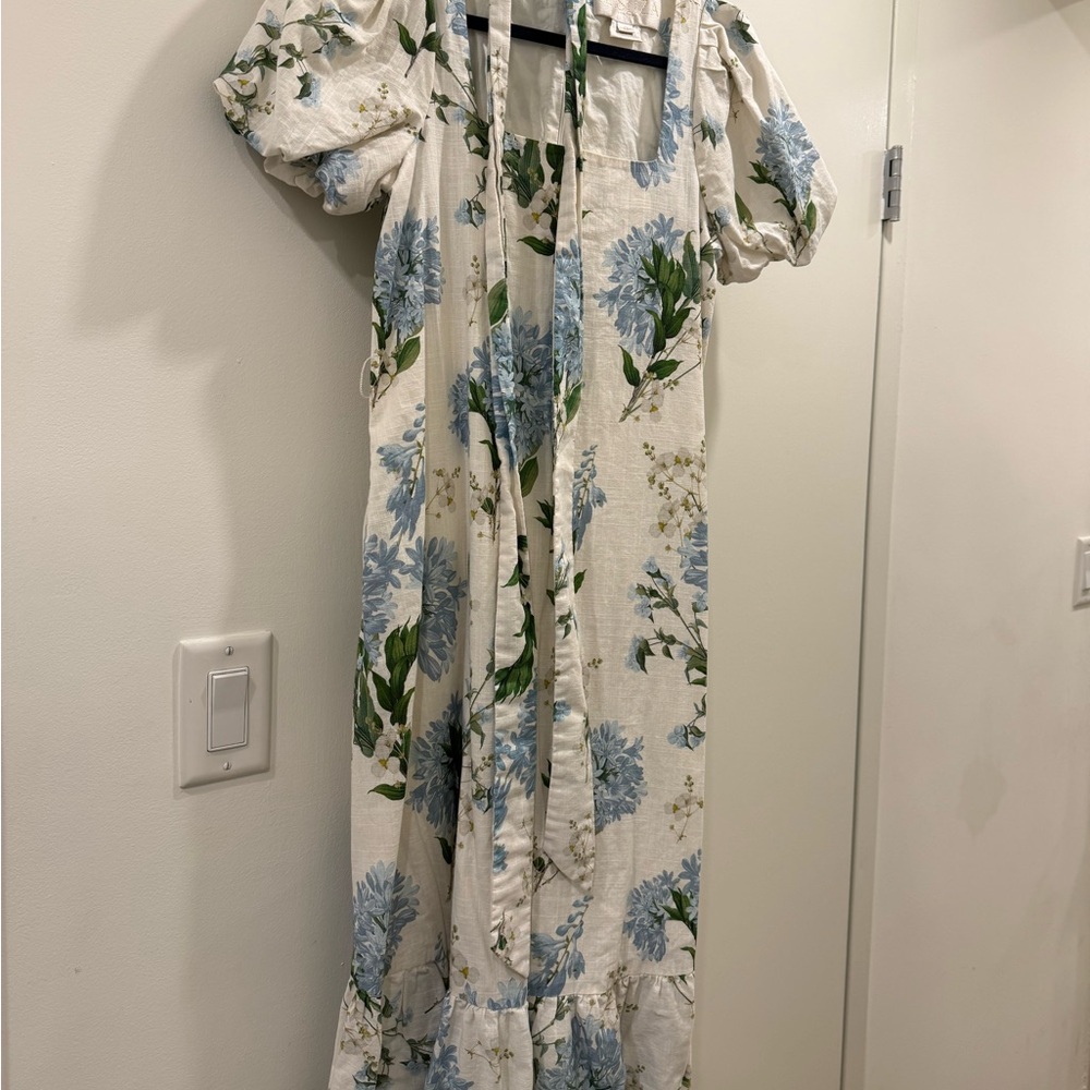 Elegant Floral Puff Sleeve Midi Dress